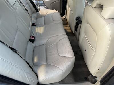 2005 Volvo S60 2.5T LEATHER SUNROOF HEATED SEATS FRESH TRADE   - Photo 26 - Houston, TX 77031