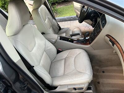 2005 Volvo S60 2.5T LEATHER SUNROOF HEATED SEATS FRESH TRADE   - Photo 24 - Houston, TX 77031