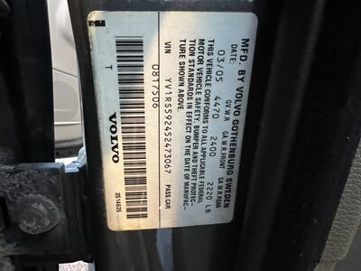 2005 Volvo S60 2.5T LEATHER SUNROOF HEATED SEATS FRESH TRADE   - Photo 17 - Houston, TX 77031