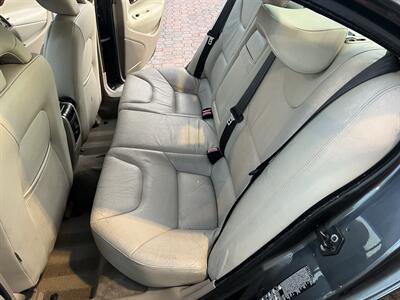 2005 Volvo S60 2.5T LEATHER SUNROOF HEATED SEATS FRESH TRADE   - Photo 28 - Houston, TX 77031