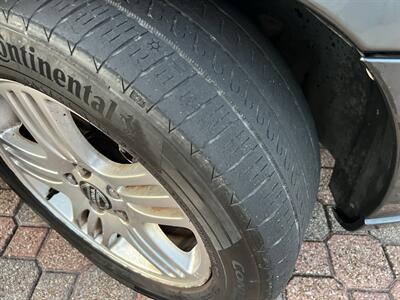 2005 Volvo S60 2.5T LEATHER SUNROOF HEATED SEATS FRESH TRADE   - Photo 45 - Houston, TX 77031