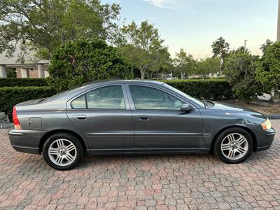 2005 Volvo S60 2.5T LEATHER SUNROOF HEATED SEATS FRESH TRADE   - Photo 8 - Houston, TX 77031