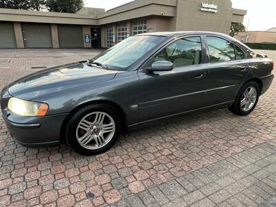 2005 Volvo S60 2.5T LEATHER SUNROOF HEATED SEATS FRESH TRADE   - Photo 14 - Houston, TX 77031
