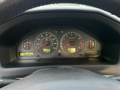 2005 Volvo S60 2.5T LEATHER SUNROOF HEATED SEATS FRESH TRADE   - Photo 32 - Houston, TX 77031