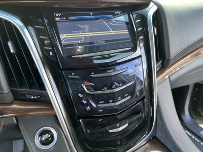2020 Cadillac Escalade LUXURY REAR ENT 22 " WHLS ONLY 38K MLS MSRP $80410   - Photo 53 - Houston, TX 77031