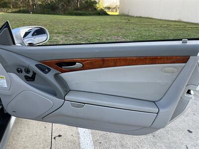 2004 Mercedes-Benz SL 500 CONVERTIBLE AMG STYLING PKG ONLY 33K MILES   - Photo 60 - Houston, TX 77031