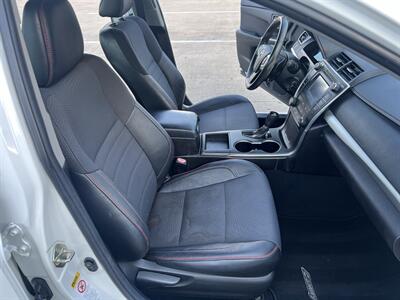 2017 Toyota Camry SE FRESH TRADE 4 CYL GAS SAVER $$ 17 " WHLS BLUTOOT - Photo 35 - Houston, TX 77031