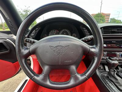 2001 Chevrolet Corvette REMOVABLE TARGA ROOF ACTIVE HANDLING BBS WHEELS   - Photo 39 - Houston, TX 77031