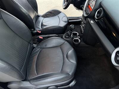 2012 MINI Cooper S SPORT SEATS LTHR SPT BUTTON PEDAL SHIFTERS 62K MLS   - Photo 35 - Houston, TX 77031