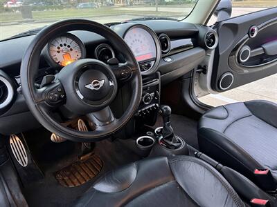2012 MINI Cooper S SPORT SEATS LTHR SPT BUTTON PEDAL SHIFTERS 62K MLS   - Photo 31 - Houston, TX 77031