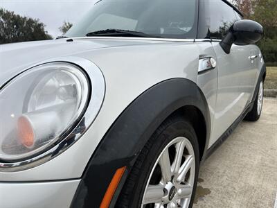 2012 MINI Cooper S SPORT SEATS LTHR SPT BUTTON PEDAL SHIFTERS 62K MLS   - Photo 13 - Houston, TX 77031