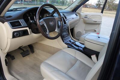 2008 Cadillac Escalade AWD NAVIGATION REARCAM XM 22 " WHLS DVD ENT 3RD ROW   - Photo 16 - Houston, TX 77031