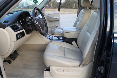 2008 Cadillac Escalade AWD NAVIGATION REARCAM XM 22 " WHLS DVD ENT 3RD ROW   - Photo 23 - Houston, TX 77031