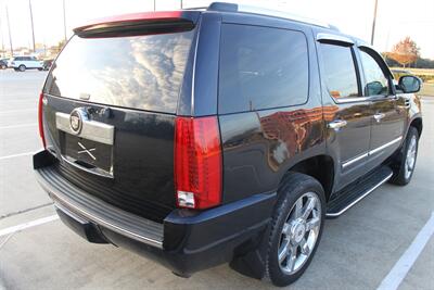 2008 Cadillac Escalade AWD NAVIGATION REARCAM XM 22 " WHLS DVD ENT 3RD ROW   - Photo 10 - Houston, TX 77031