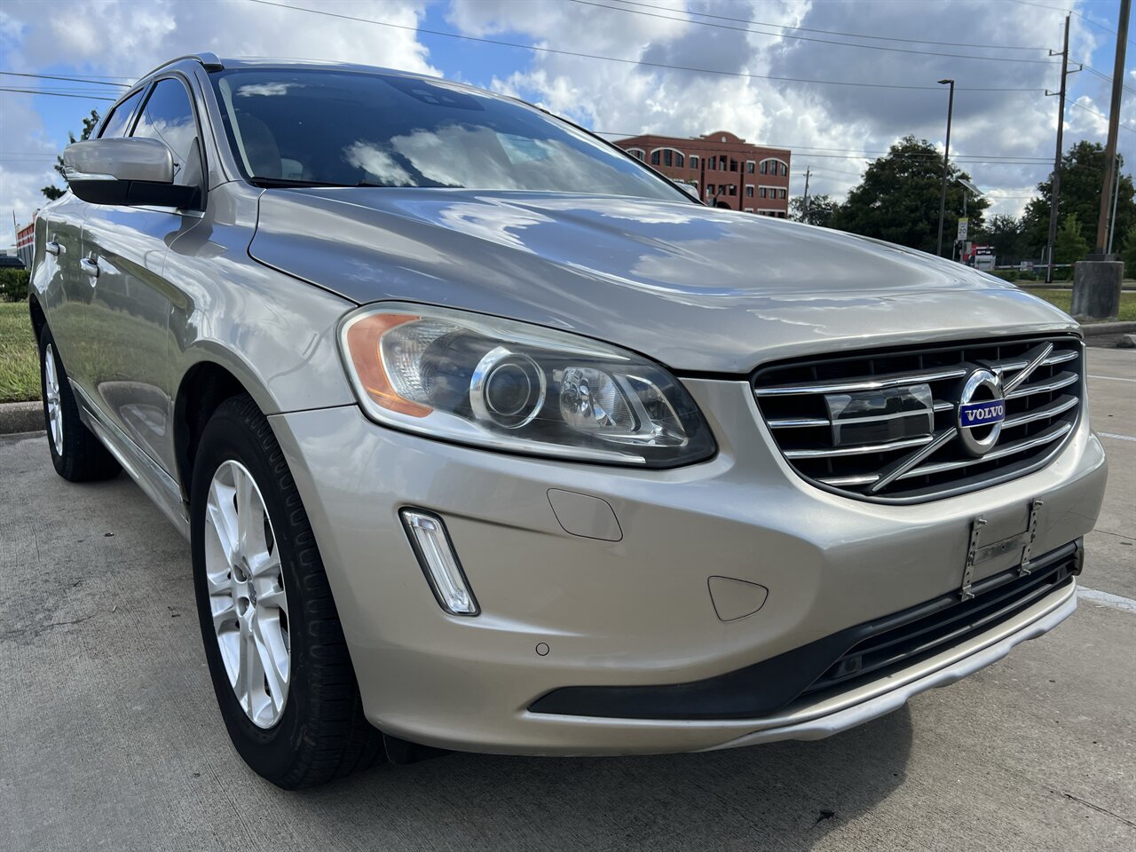 2016 Volvo XC60 T5 Drive-E PLATINUM S/R NAV CAM ONLY 53K MILES   - Photo 1 - Houston, TX 77031
