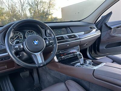 2017 BMW 550i xDrive GRAN TURISMO M SPT PK CWP 19 " WHLS HUD   - Photo 34 - Houston, TX 77031