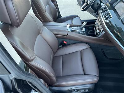 2017 BMW 550i xDrive GRAN TURISMO M SPT PK CWP 19 " WHLS HUD   - Photo 53 - Houston, TX 77031