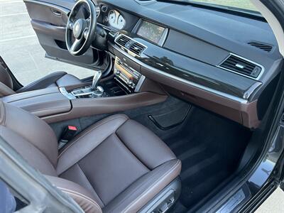 2017 BMW 550i xDrive GRAN TURISMO M SPT PK CWP 19 " WHLS HUD   - Photo 47 - Houston, TX 77031