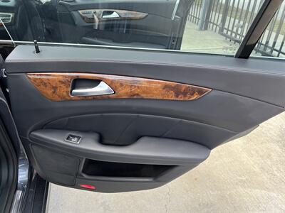 2013 Mercedes-Benz CLS 550 PARK ASST LANE ASST KEYLESS GO VENT SEATS   - Photo 53 - Houston, TX 77031