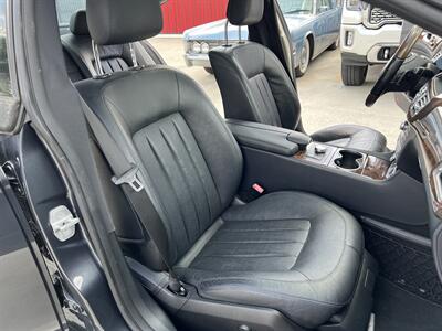 2013 Mercedes-Benz CLS 550 PARK ASST LANE ASST KEYLESS GO VENT SEATS   - Photo 27 - Houston, TX 77031
