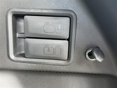2021 Chevrolet Equinox PREMIER LTHR NAV PANO LANEASST HTD STS MSRP $38530   - Photo 20 - Houston, TX 77031
