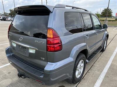 2005 Lexus GX 470 LEATHER 4X4 S/ROOF HTD SEATS 7PASS FRESH TRADE   - Photo 9 - Houston, TX 77031