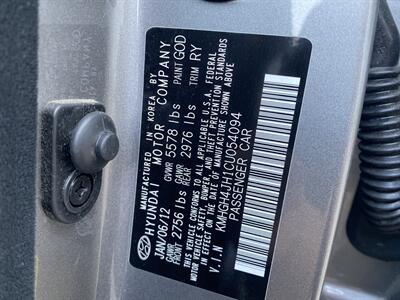 2012 Hyundai Equus ULTIMATE REAR RECLINE SEATS COOLER BOX REAR ENT   - Photo 25 - Houston, TX 77031