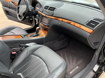 2005 Mercedes-Benz E 55 AMG FRESH TRADE DOCUMENTED SERVICE ON CARFAX   - Photo 18 - Houston, TX 77031