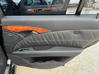 2005 Mercedes-Benz E 55 AMG FRESH TRADE DOCUMENTED SERVICE ON CARFAX   - Photo 36 - Houston, TX 77031