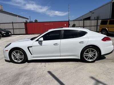 2016 Porsche Panamera 4 Edition AWD S/R NAV SAT REARCAM HTD/COOL SEATS - Photo 4 - Houston, TX 77031