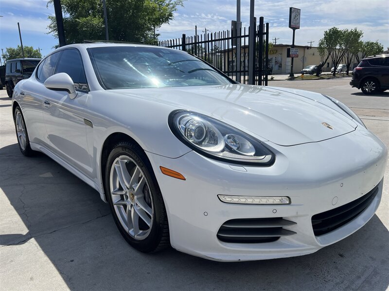 2016 Porsche Panamera 4 Edition AWD S/R NAV SAT REARCAM HTD/COOL SEATS  