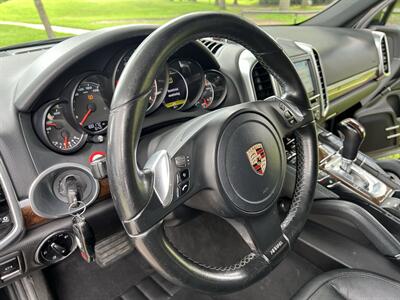 2012 Porsche Cayenne LEATHER SUNROOF HEATED STS REARCAM SIRIUS 19 " WHLS - Photo 41 - Houston, TX 77031