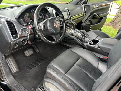 2012 Porsche Cayenne LEATHER SUNROOF HEATED STS REARCAM SIRIUS 19 " WHLS - Photo 19 - Houston, TX 77031