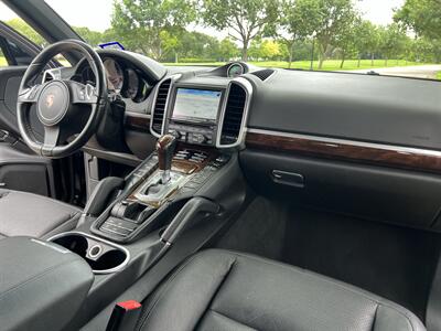 2012 Porsche Cayenne LEATHER SUNROOF HEATED STS REARCAM SIRIUS 19 " WHLS - Photo 28 - Houston, TX 77031