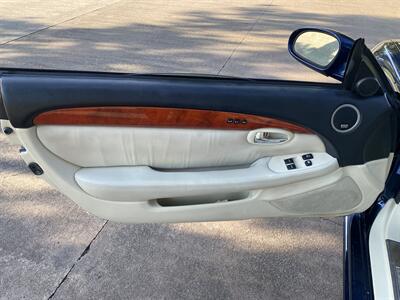 2006 Lexus SC 430 CONVERTIBLE LEATHER HEATED SEATS WOOD NAVI   - Photo 53 - Houston, TX 77031