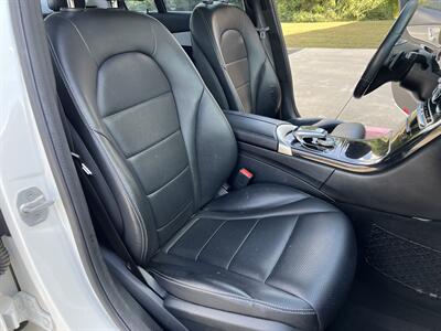 2016 Mercedes-Benz C 300 4MATIC KEYLESS GO HTD SEATS PANO NAV REARCAM - Photo 37 - Houston, TX 77031