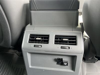 2024 Ineos Grenadier FIELDMASTER 4X4 ONLY 11K MILES FRESH TRADE   - Photo 36 - Houston, TX 77031