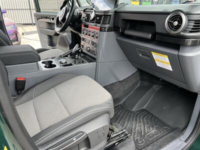 2024 Ineos Grenadier FIELDMASTER 4X4 ONLY 11K MILES FRESH TRADE   - Photo 29 - Houston, TX 77031