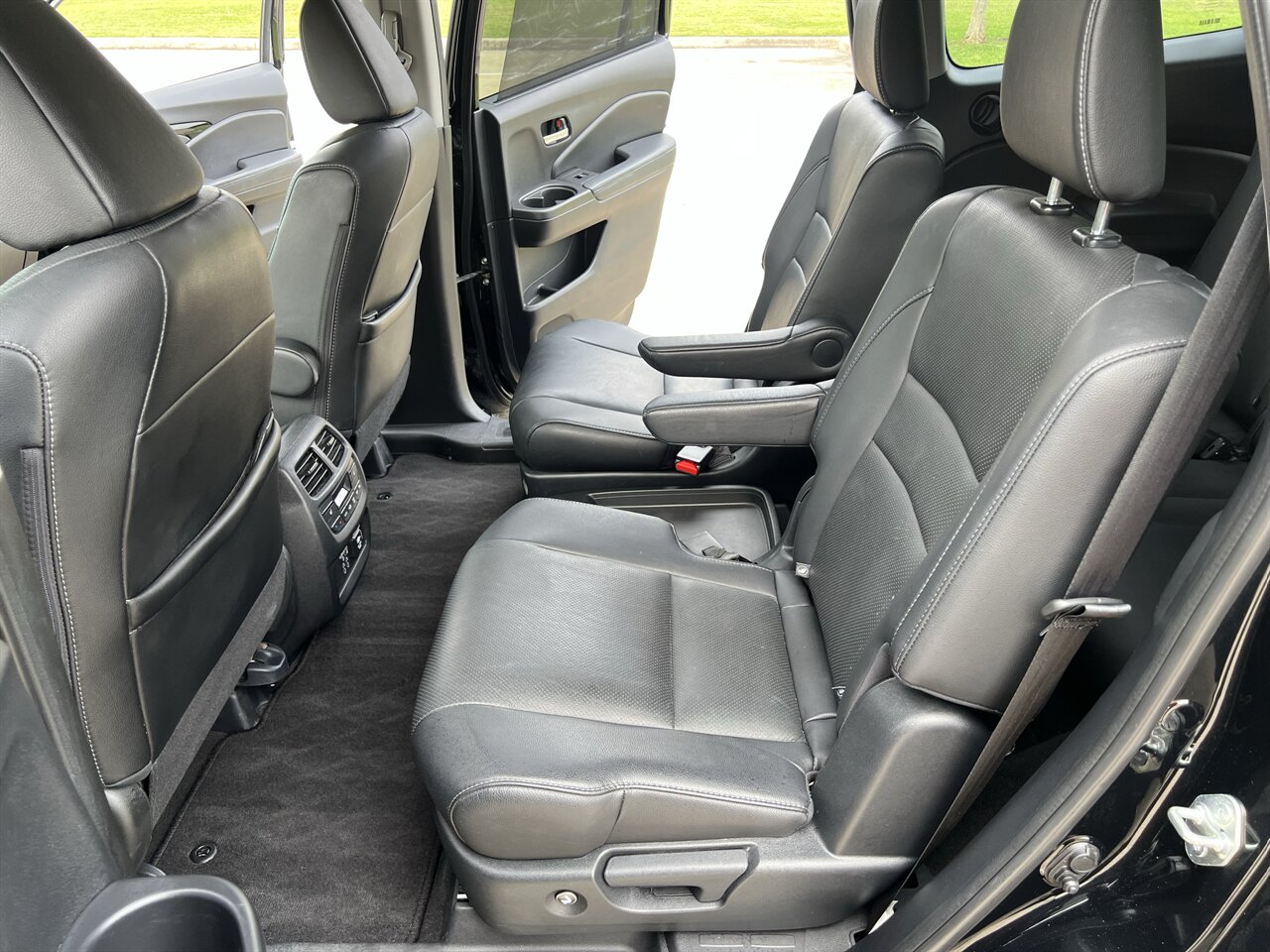 2019 Honda Pilot ELITE AWD CAPT SEATS 3rd ROW NAV CAM HTD/COOL STS   - Photo 36 - Houston, TX 77031