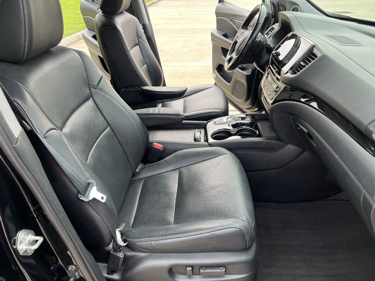 2019 Honda Pilot ELITE AWD CAPT SEATS 3rd ROW NAV CAM HTD/COOL STS   - Photo 32 - Houston, TX 77031