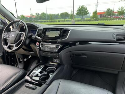 2019 Honda Pilot ELITE AWD CAPT SEATS 3rd ROW NAV CAM HTD/COOL STS - Photo 19 - Houston, TX 77031