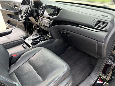 2019 Honda Pilot ELITE AWD CAPT SEATS 3rd ROW NAV CAM HTD/COOL STS - Photo 27 - Houston, TX 77031