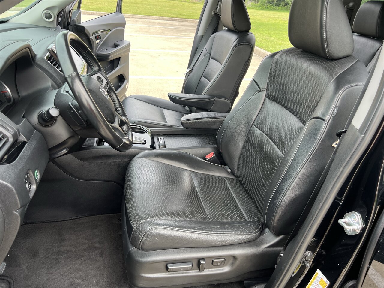 2019 Honda Pilot ELITE AWD CAPT SEATS 3rd ROW NAV CAM HTD/COOL STS   - Photo 29 - Houston, TX 77031