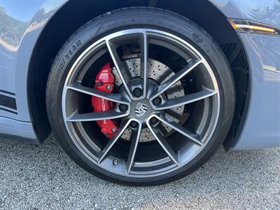 2024 Porsche 911 Carrera S COUPE PREM PKG PDDC SPT CHRONO 12K MILES - Photo 24 - Houston, TX 77031