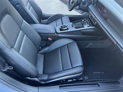 2024 Porsche 911 Carrera S COUPE PREM PKG PDDC SPT CHRONO 12K MILES - Photo 53 - Houston, TX 77031