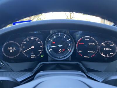 2024 Porsche 911 Carrera S COUPE PREM PKG PDDC SPT CHRONO 12K MILES - Photo 39 - Houston, TX 77031