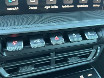 2024 Porsche 911 Carrera S COUPE PREM PKG PDDC SPT CHRONO 12K MILES - Photo 65 - Houston, TX 77031