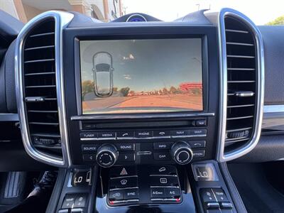 2014 Porsche Cayenne PLATINUM ED NAV REARCAM S/R HTD SEATS MSRP $64950 - Photo 52 - Houston, TX 77031