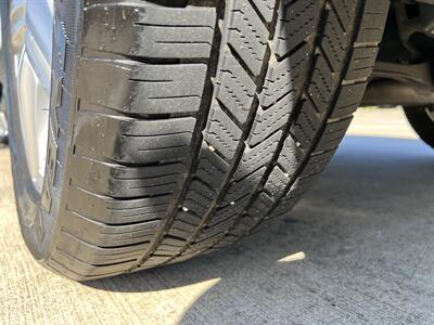 2014 Porsche Cayenne PLATINUM ED NAV REARCAM S/R HTD SEATS MSRP $64950 - Photo 17 - Houston, TX 77031