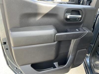 2020 Chevrolet Silverado 1500 CUSTOM CREW CAB APPLE CAR PLAY REAR CAM BLUETOOTH   - Photo 46 - Houston, TX 77031
